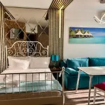 Vip Vision Lux Апартамент *